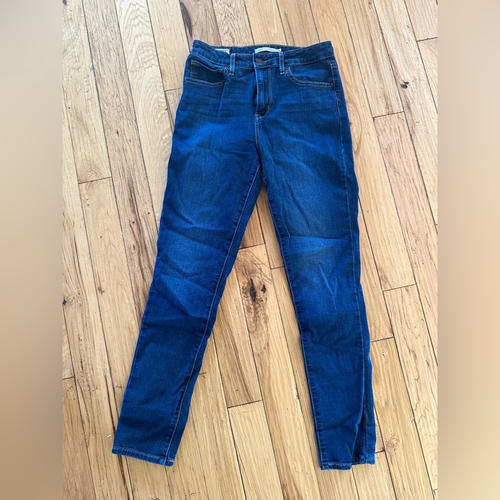 Levis High Rise Skinny